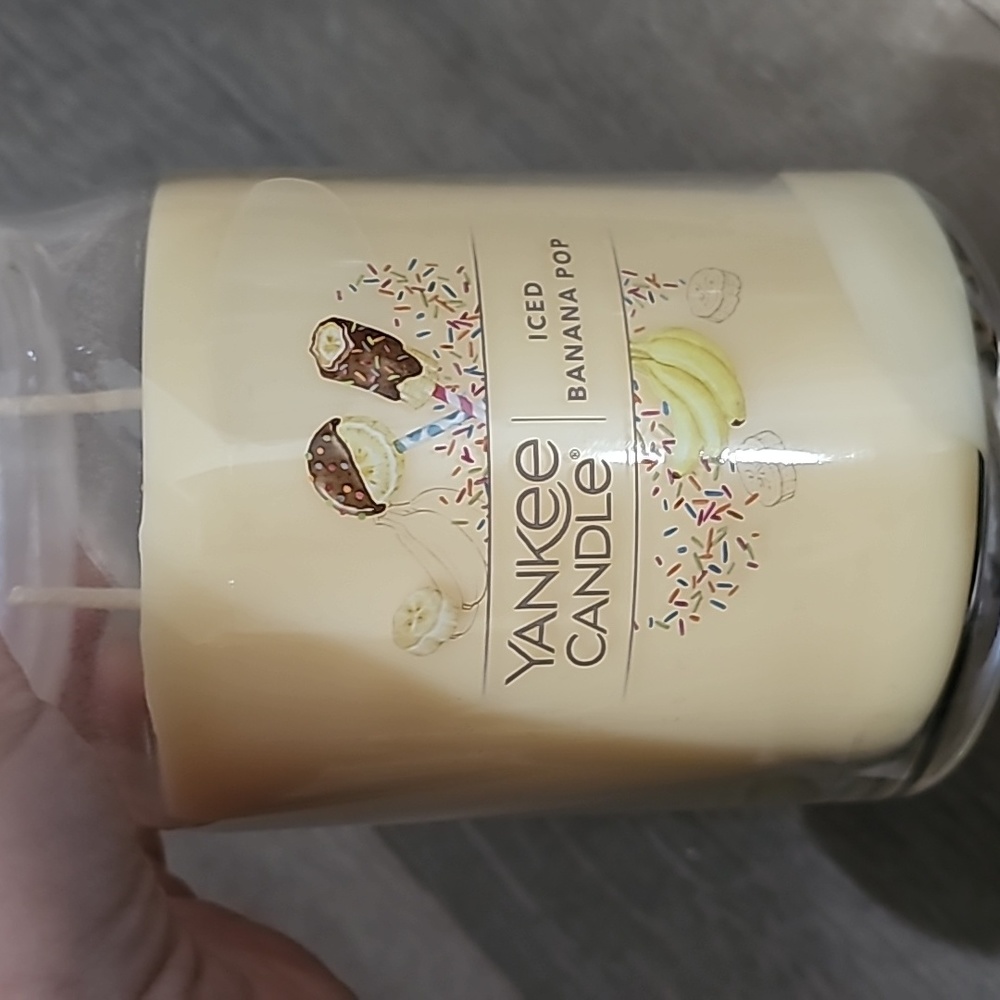 Yankee  Candle Iced Banana Pop